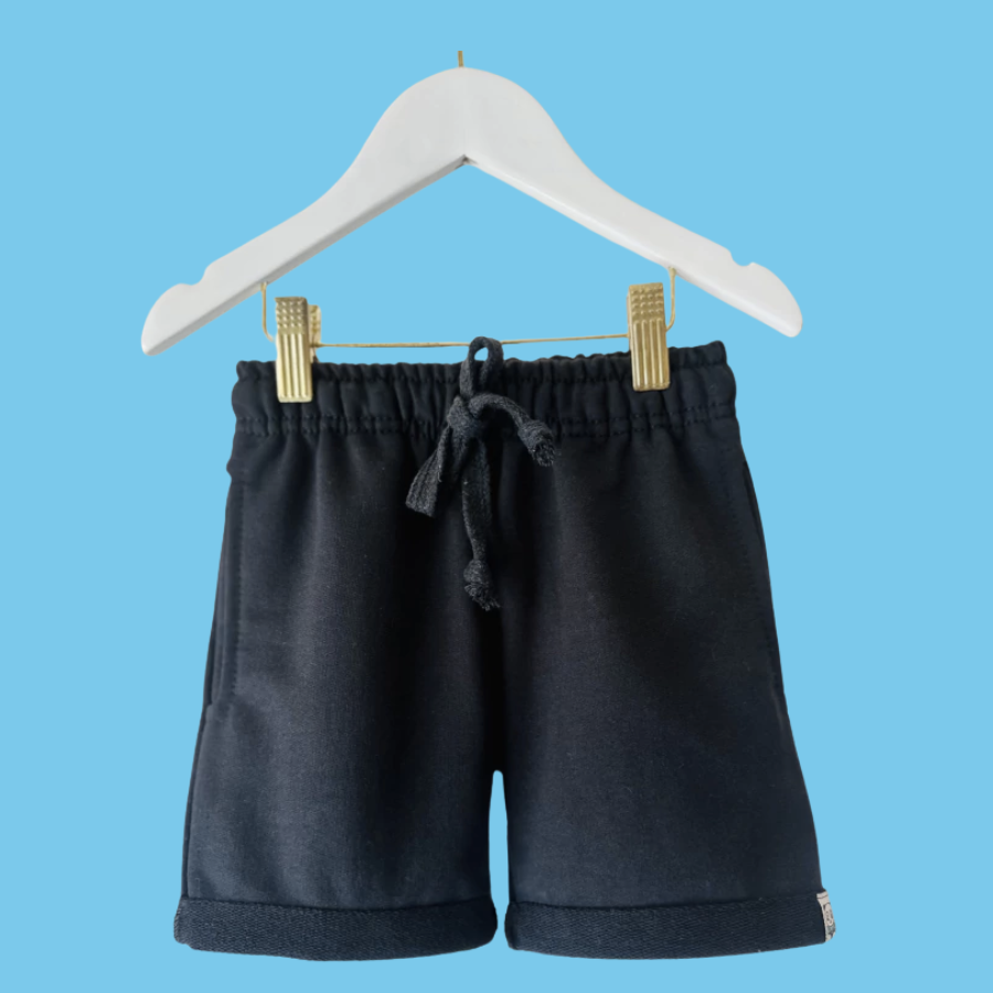 Bermuda Moletom com Bolso - Preta